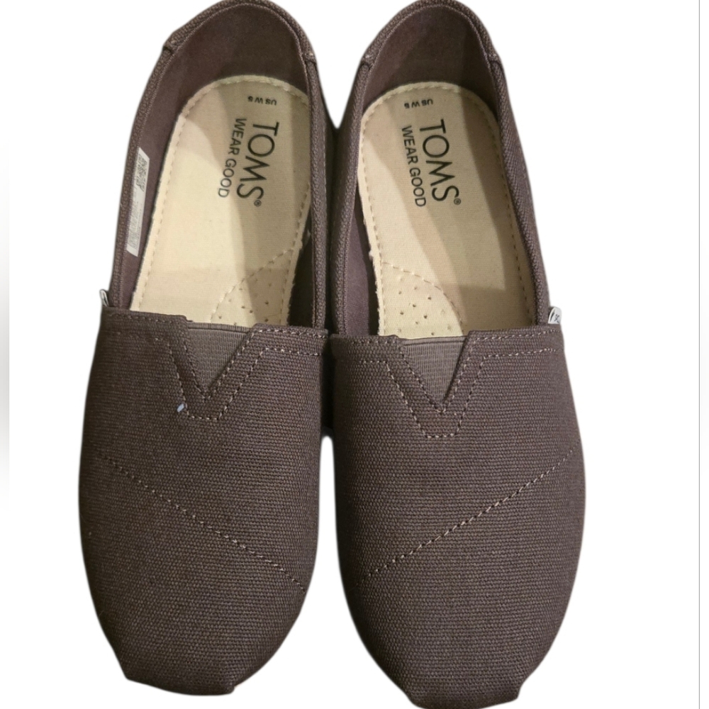 NWOT TOMS Brown Shoes Womens Sz 5
